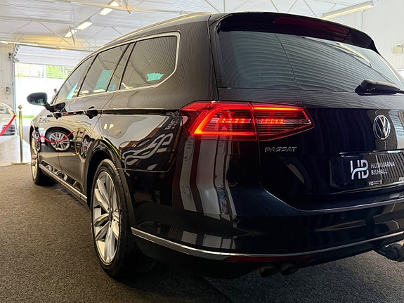 Volkswagen Passat 15 of 29