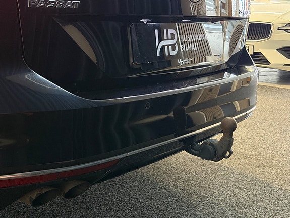 Volkswagen Passat 14 of 29