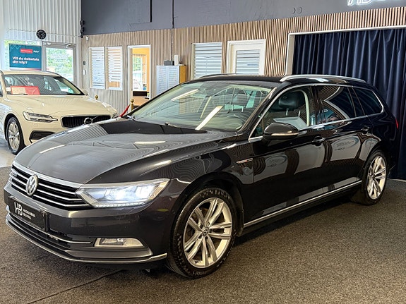 Volkswagen Passat 3 of 5