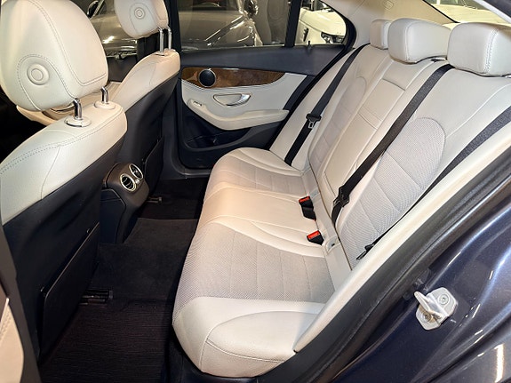 Mercedes-Benz C220 d 25 of 26