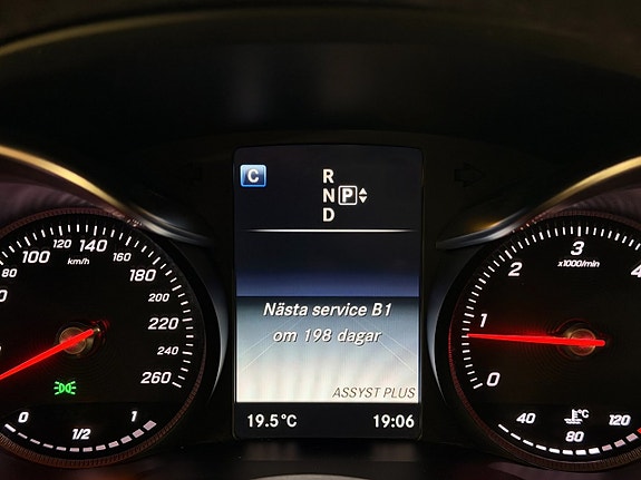 Mercedes-Benz C220 d 16 of 26