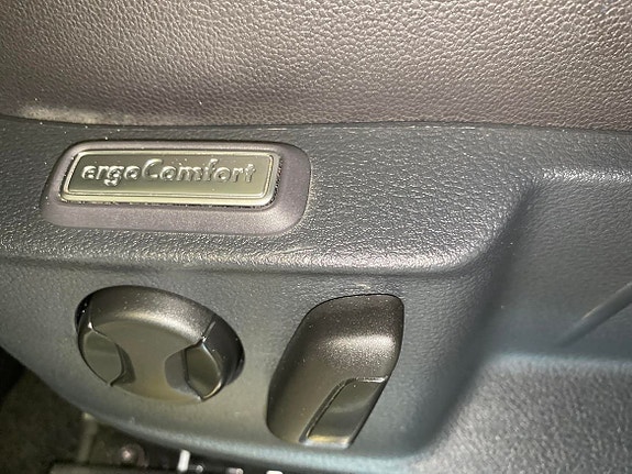 Volkswagen Passat Alltrack 8 of 14