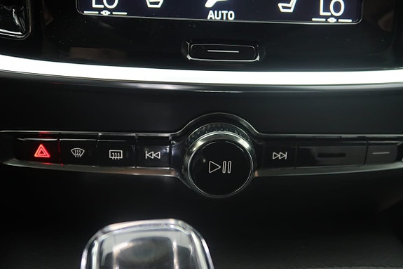 Volvo V60 22 of 27