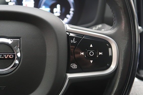 Volvo V60 11 of 27
