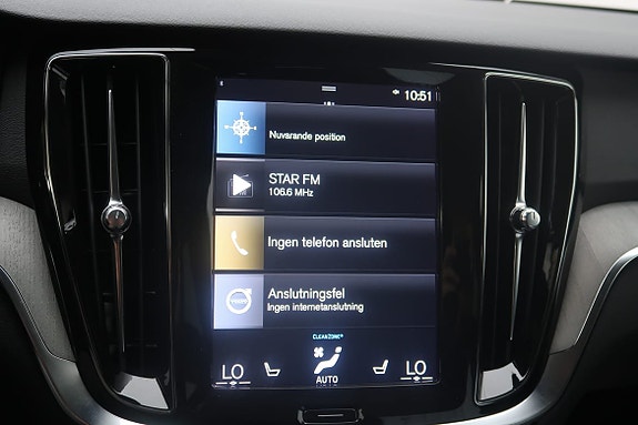 Volvo V60 13 of 27