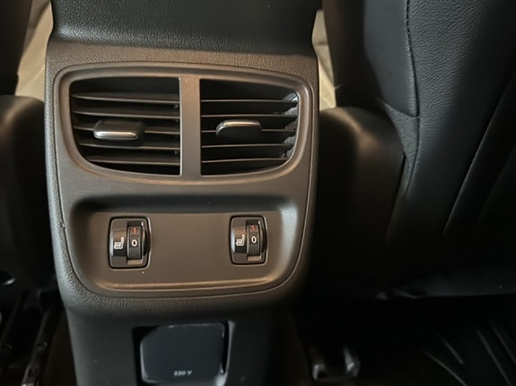 Opel Grandland X 12 of 17