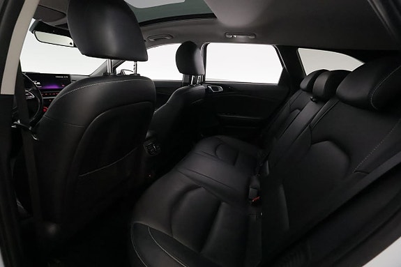 Kia Ceed 18 of 30