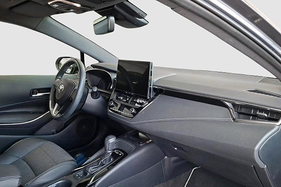 Toyota Corolla 8 of 14