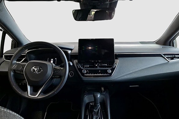 Toyota Corolla 10 of 14