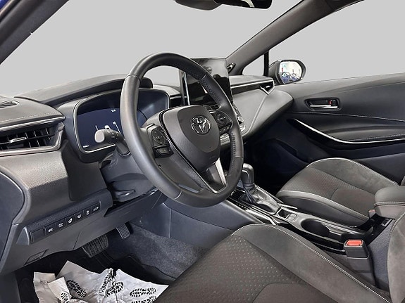 Toyota Corolla 13 of 22