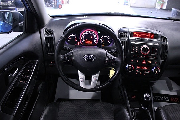 Kia Ceed 10 of 24