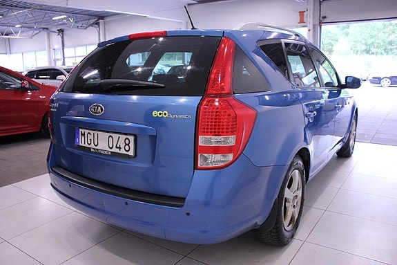 Kia Ceed 7 of 24
