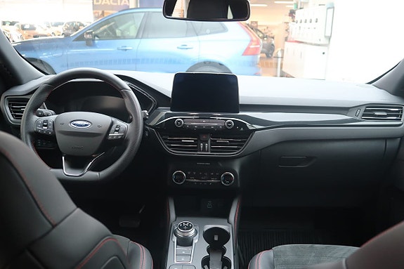 Ford Kuga 6 of 25
