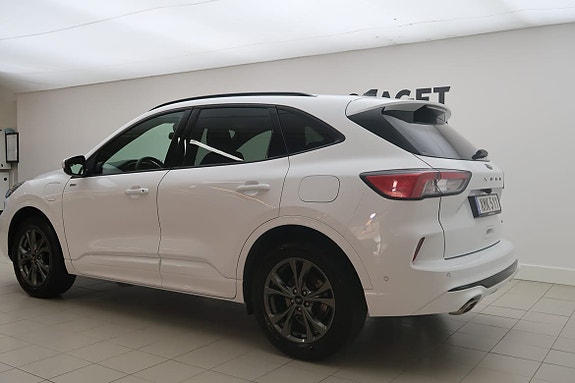 Ford Kuga 3 of 5