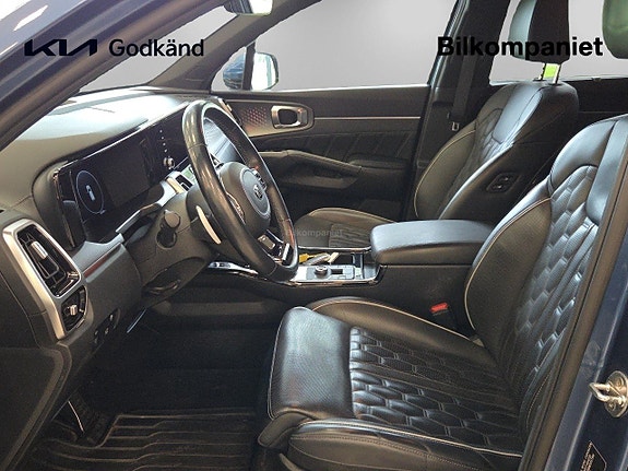 Kia Sorento 8 of 15
