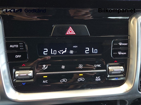 Kia Sorento 13 of 15