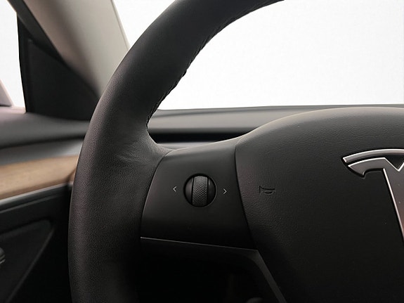 Tesla Model 3 15 of 30