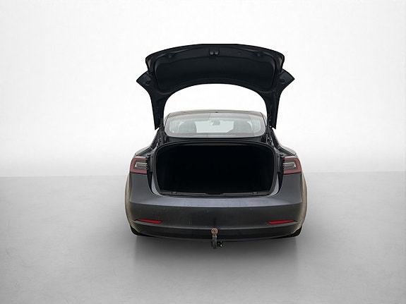 Tesla Model 3 29 of 30