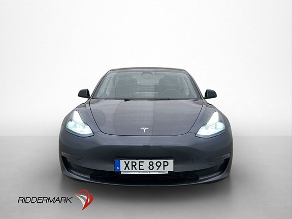 Tesla Model 3 3 of 5