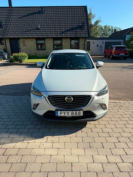 Mazda CX-3 2 of 5