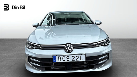 Volkswagen Golf VIII 4 of 12