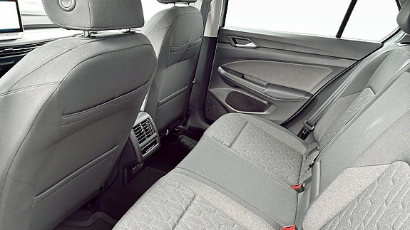 Volkswagen Golf VIII 11 of 12