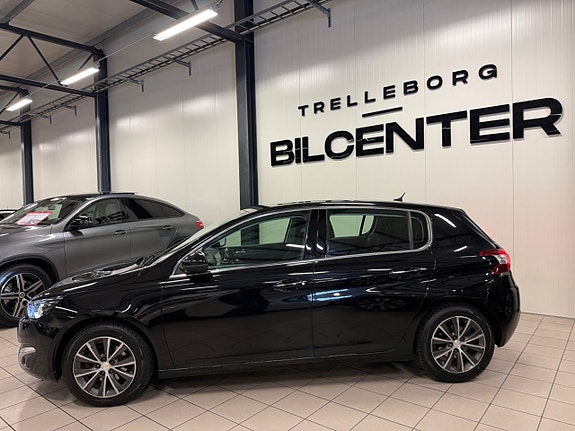 Peugeot 308 3 of 5