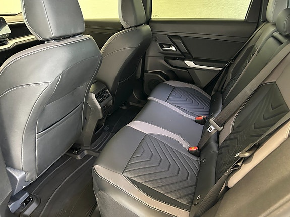 Jeep Compass 9 of 10