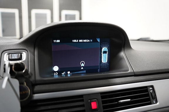 Volvo XC70 18 of 26