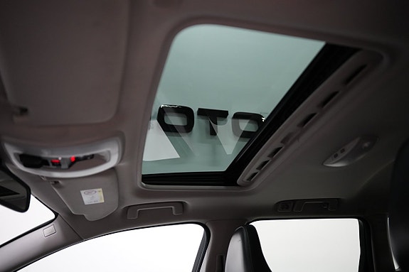 Volvo XC70 9 of 26