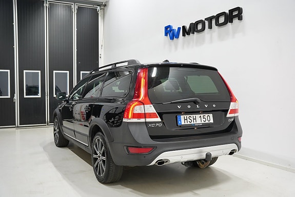 Volvo XC70 4 of 5