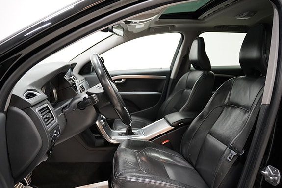 Volvo XC70 8 of 26