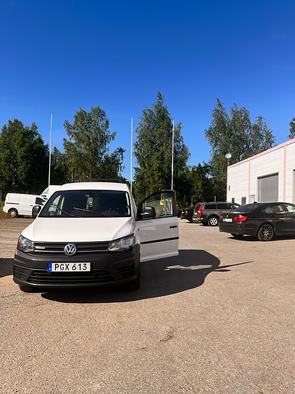 Volkswagen Caddy 2 of 4