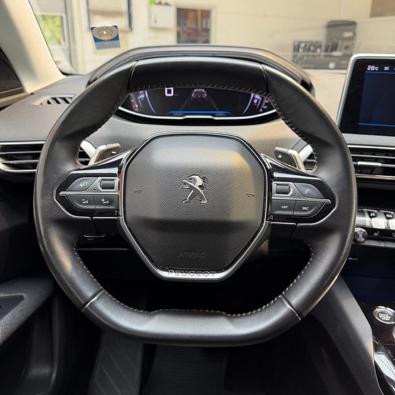 Peugeot 5008 10 of 12