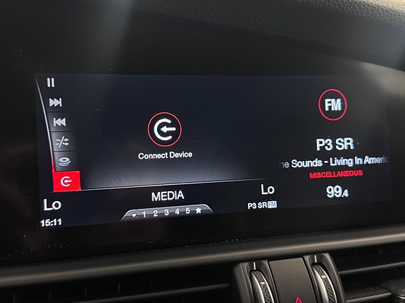 Alfa Romeo Giulia 13 of 18