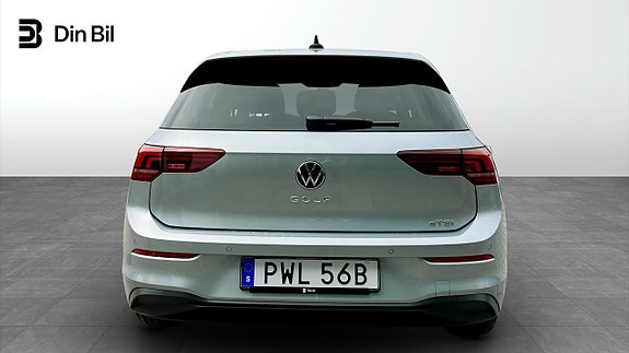 Volkswagen Golf VIII 5 of 12