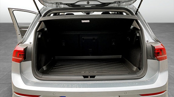Volkswagen Golf VIII 12 of 12