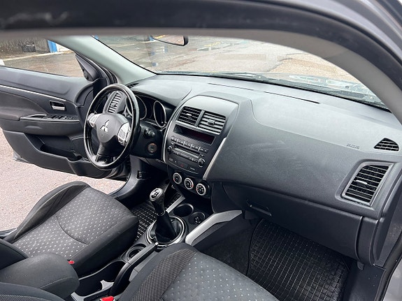 Mitsubishi ASX 10 of 20