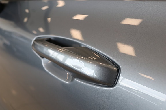 Volvo V60 9 of 20