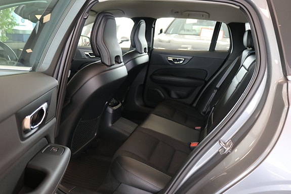 Volvo V60 11 of 20