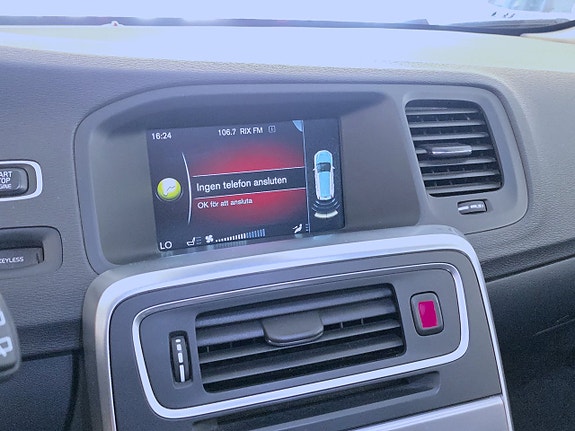 Volvo V60 12 of 17