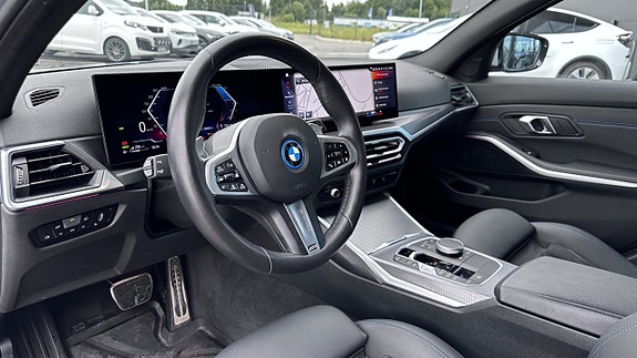BMW 330e 2 of 5