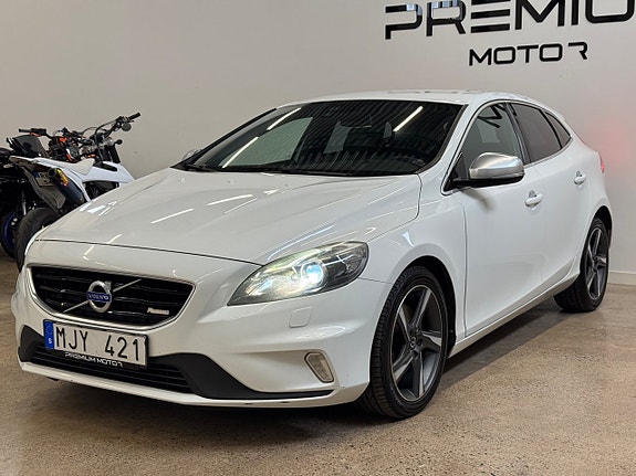 Volvo V40 4 of 15