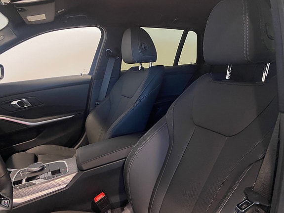 BMW 330e 9 of 15
