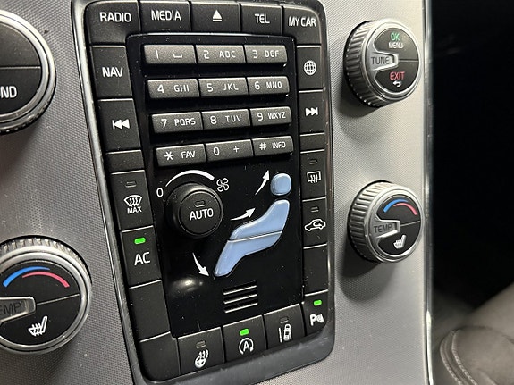 Volvo XC60 11 of 11