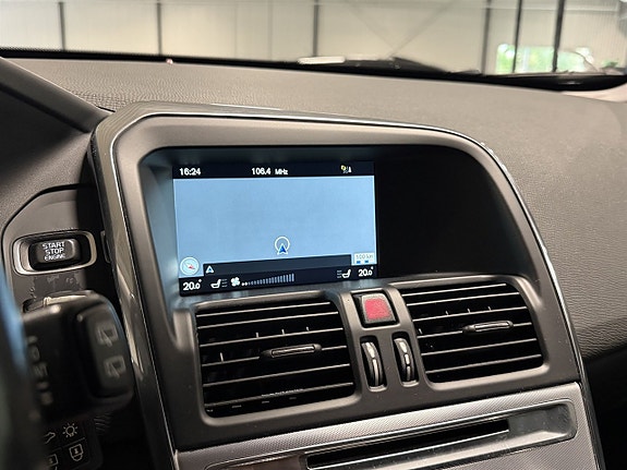 Volvo XC60 10 of 11