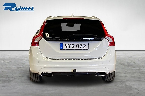 Volvo V60 8 of 11