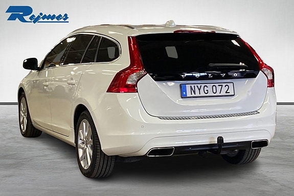 Volvo V60 7 of 11
