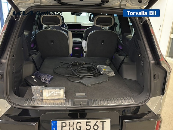 Kia EV9 14 of 15