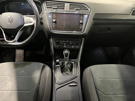 Volkswagen Tiguan 11 of 19